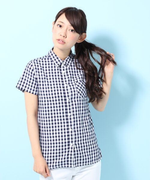 LOWRYS FARM（ローリーズファーム）の「ギンガムシャツショートスリーブ２（トップス・レディース・オフ/ネイビー・Ｍ/Ｌ）」の2枚目の写真