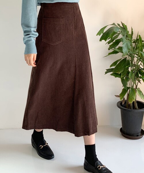 DHOLIC（ディーホリック）の「コーデュロイポケットスカート（スカート・レディース・ホワイト/ブラウン/ブルー・FREE）」の2枚目の写真