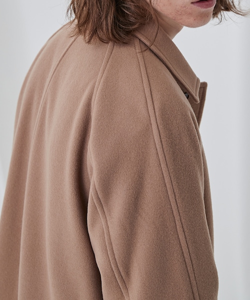 LIDNM（リドム）の「Super110's BEAVER BALMACAAN COAT（ステンカラーコート・メンズ・ベージュ系・MEDIUM/LARGE）」の7枚目の写真