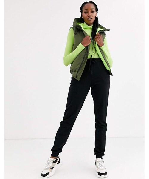 asos（エイソス）の「Asos Design ASOS DESIGN hooded contrast vest jacket in