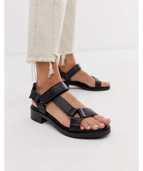 asos（エイソス）の「Asos White ASOS WHITE Bluebell leather sporty sandals in