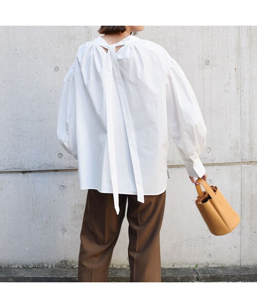 no brand(ノーブランド)の「バックリボンバルーンスリーブBL(シャツ/ブラウス・レディース・その他)」の4枚目の写真