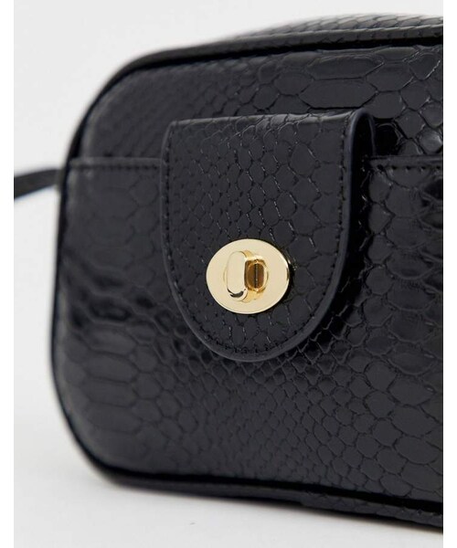 New Look（ニュールック）の「New Look cross body bag in black croc（ショルダーバッグ）」 WEAR