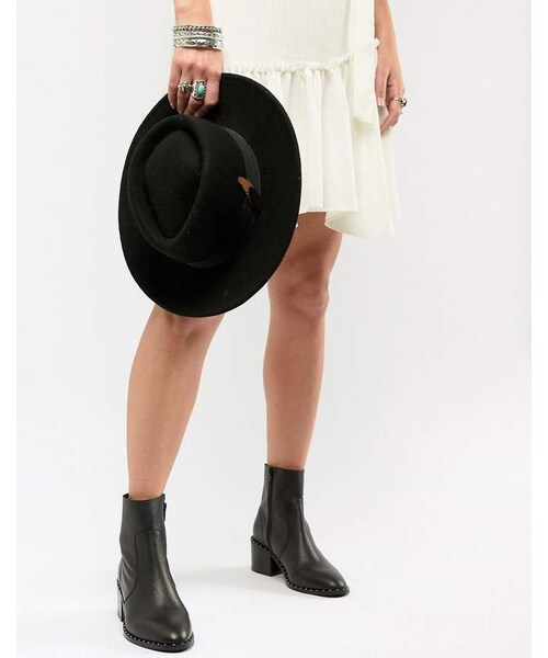 asos（エイソス）の「Asos Design ASOS DESIGN Realm leather mid ankle boots（ブーツ・レディース・Black・Us 4）」の4枚目の写真