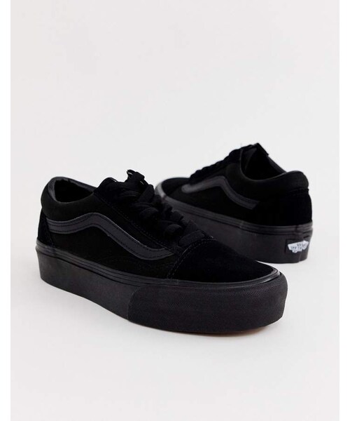 VANS（バンズ）の「Vans Old Skool triple black platform sneakers（その他シューズ・レディース・Black・Us 5/Us 5.5/Us 6/Us 6.5/Us 7/Us 7.5/Us 8/Us 10.5/Us 9.5/Us 10）」の2枚目の写真