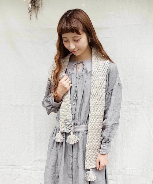 m.soeur（エムスール）の「【限定】手編みのニットショール ＊Gray