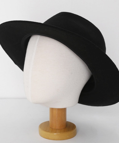 DHOLIC（ディーホリック）の「ツイストリボンフェドラハット（ハット・レディース・グレー/グリーン/ベージュ/ブラック・FREE）」の2枚目の写真