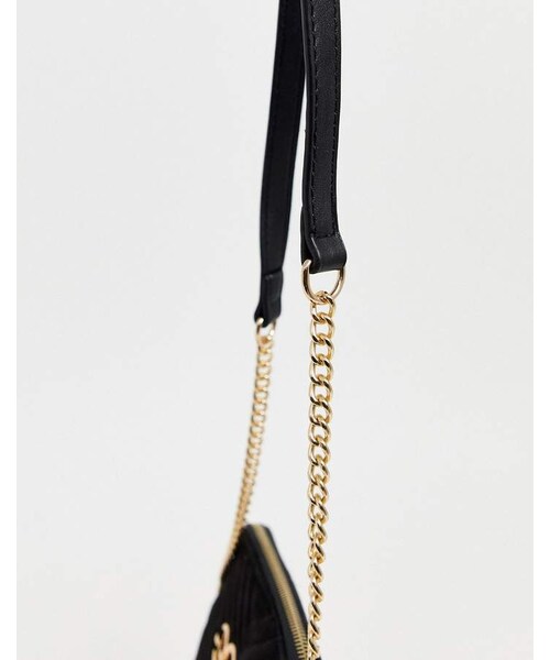 New Look（ニュールック）の「New Look quilted cross body bag in black（ショルダーバッグ