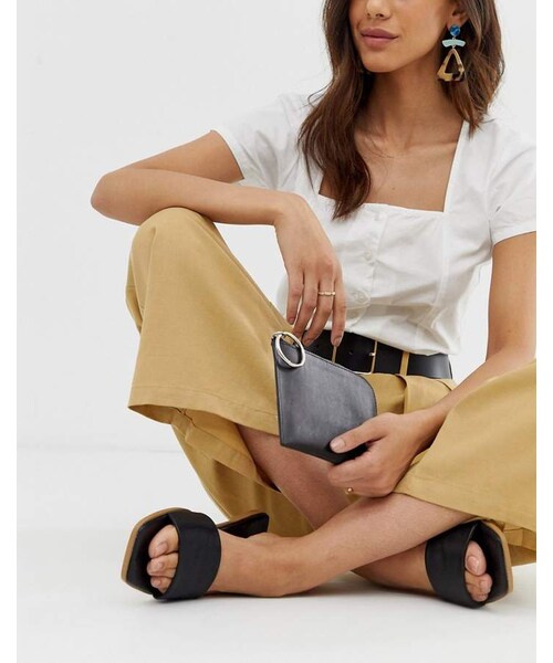 French Connection （）の「French Connection Oakley leather ladies' wallet with circle zip puller