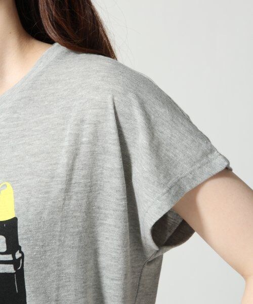 JEANASIS（ジーナシス）の「ARTリップTEE（トップス・レディース・オフホワイト/ブラック/グレー・FREE）」の10枚目の写真