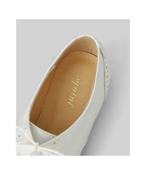 URBAN RESEARCH（アーバンリサーチ）の「jujube　Medallion Shoes（シューズ・レディース・WHITEスムース・36/37）」の5枚目の写真