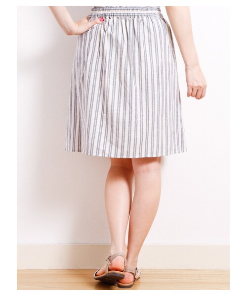Green Parks fuuwa（グリーンパークスフーワ）の「・マルチストライプミディスカート（スカート・レディース・グレー/ブルー/ネイビー・F）」の6枚目の写真