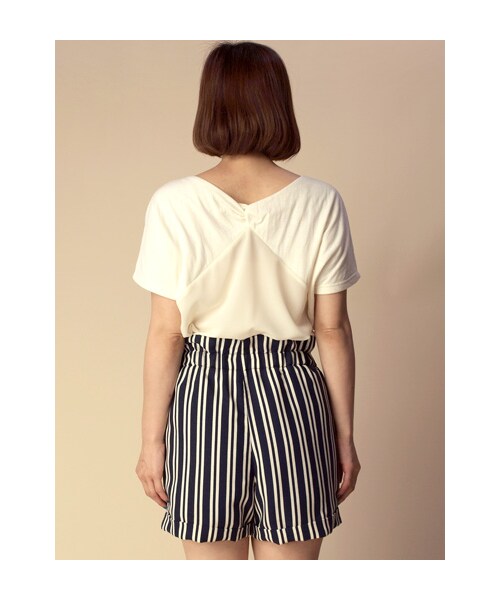 w closet(ダブルクローゼット)の「ストライプショートパンツ(パンツ・レディース・アイボリー×ブラック/ネイビー×アイボリー・FREE)」の5枚目の写真