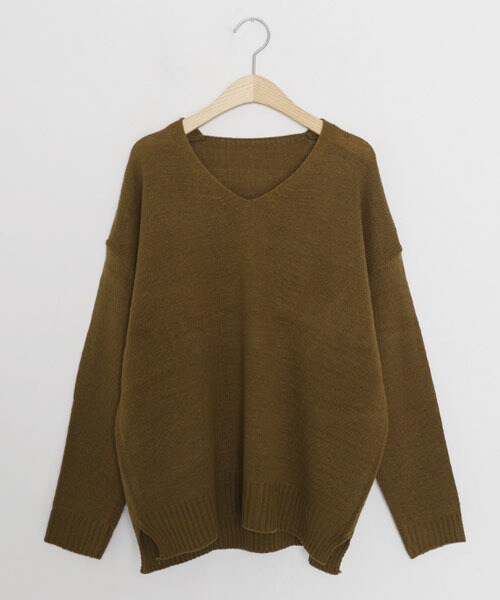 DHOLIC（ディーホリック）の「ルーズVネックニット（ニット/セーター・レディース・ホワイト/グリーン/ピンク/ブラック/ベージュ・FREE）」の4枚目の写真