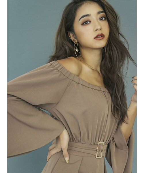 RESEXXY（リゼクシー）の「オフショルロンパース（ワンピース）」 - WEAR