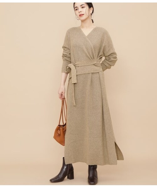 アダムエロペ　カシュクールワンピースガウン　カシミヤ混 アダムエロペ カシュクールワンピースガウン カシミヤ混 - メルカリ