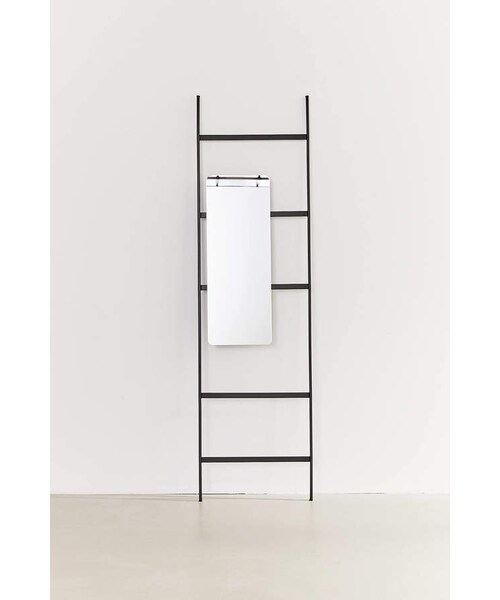 Urban Outfitters（アーバンアウトフィッターズ）の「Urban Outfitters Lucus Leaning Ladder