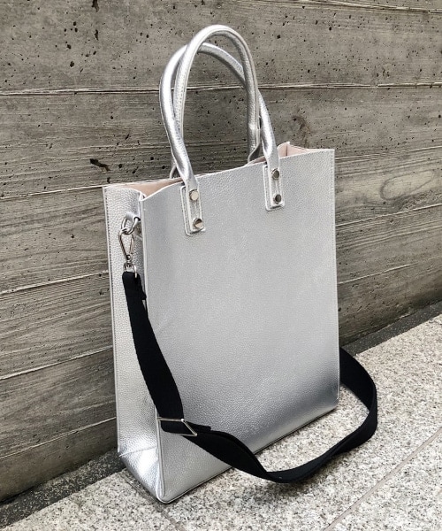 PAGEBOY（ページボーイ）の「クラシックトートＢＡＧ（バッグ・レディース・ブラック/ライトベージュ/ダークブラウン/シルバー/ゼブラ・F）」の5枚目の写真
