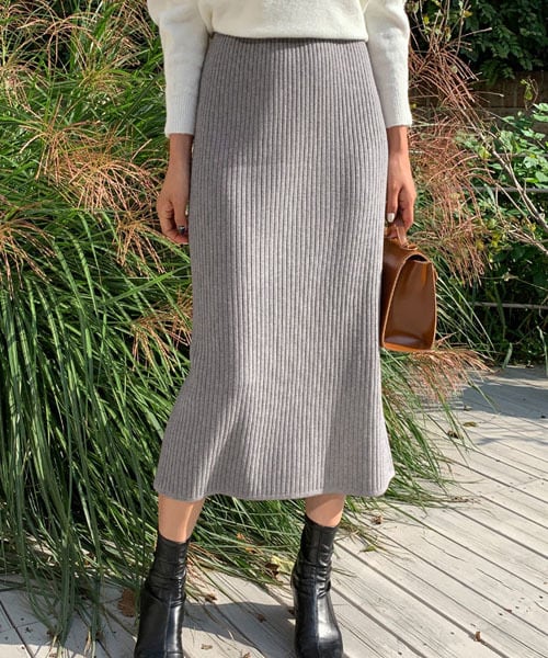 DHOLIC（ディーホリック）の「ボタンリブニットスカート（スカート・レディース・グリーン/グレー/ブラック・FREE）」の3枚目の写真