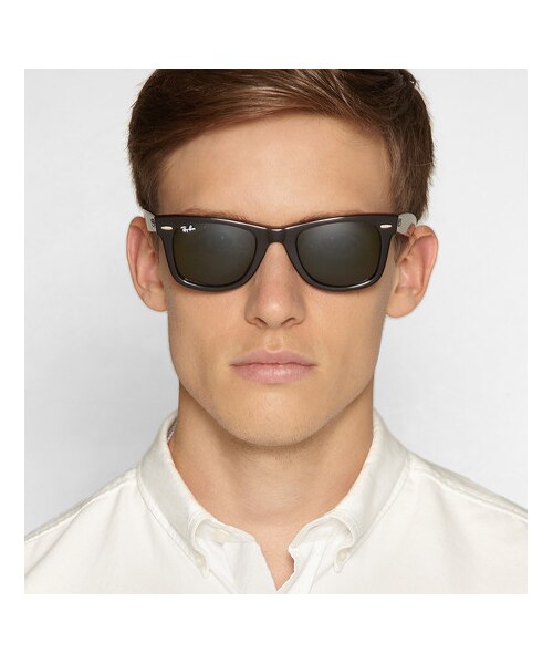 Ray-Ban（レイバン）の「Original Wayfarer Sunglasses（アクセサリー・メンズ・Black・One Size）」の2枚目の写真