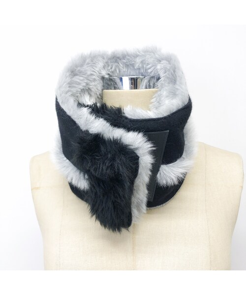 NICK NEEDLES（ニックニードルズ）の「NICK NEEDLES / FUR LINE NECK WARMER（ネックウォーマー/スヌード・その他）」の2枚目の写真