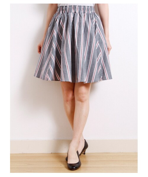 E hyphen world gallery（イーハイフンワールドギャラリー）の「・レジメンストライプスカート（スカート・レディース・レッド/サックスブルー・F）」の2枚目の写真