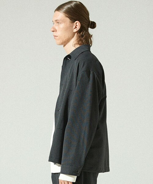 LIDNM（リドム）の「FATIGUE BOX JACKET（テーラードジャケット・メンズ・グレー系・MEDIUM/LARGE）」の2枚目の写真
