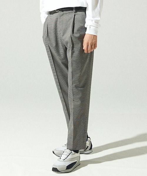 LIDNM(リドム)の「DRY WOOL TAPERED SLACKS(スラックス・メンズ・グレー系・SMALL/MEDIUM/LARGE)」の5枚目の写真