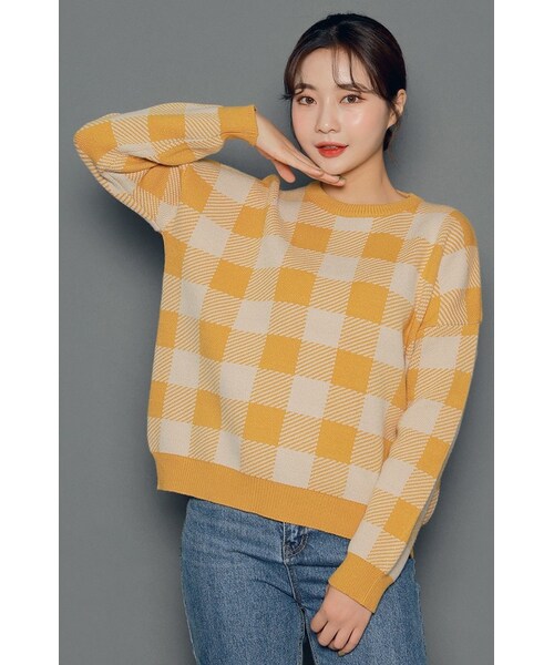 HOTPING(ホッピン)の「ラウンドネックチェックニット(ニット/セーター・レディース・Blue/Beige/Yellow/Pink・フリーサイズ)」の3枚目の写真