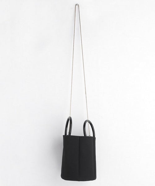 DHOLIC(ディーホリック)の「2WATスエード調ミニバッグ(ハンドバッグ・レディース・ベージュ/グリーン/ブラック/イエロー/ブラウン・FREE)」の2枚目の写真