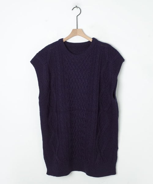 DHOLIC STYLE（ディーホリックスタイル）の「[cherryville] ケーブルニットベスト（ベスト・レディース・ブラウン/ホワイト/ブルー・FREE）」の3枚目の写真