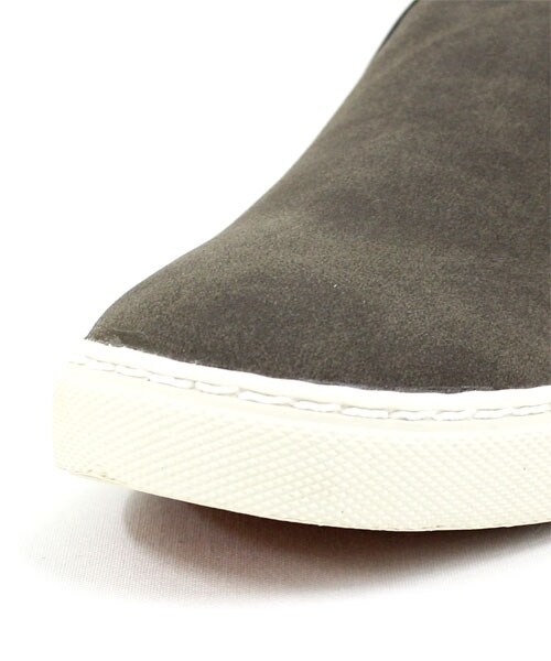 RNA-N(アールエヌエーエヌ)の「スエードスリッポンスニーカー(シューズ・レディース・ブラック/アイボリー/ローアンバー・S/M)」の6枚目の写真