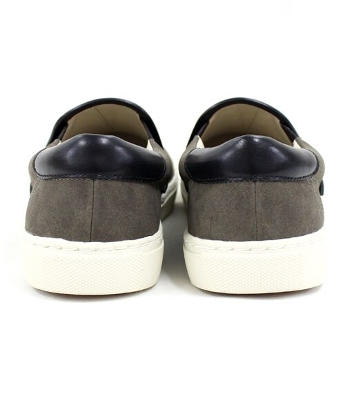 RNA-N(アールエヌエーエヌ)の「スエードスリッポンスニーカー(シューズ・レディース・ブラック/アイボリー/ローアンバー・S/M)」の5枚目の写真