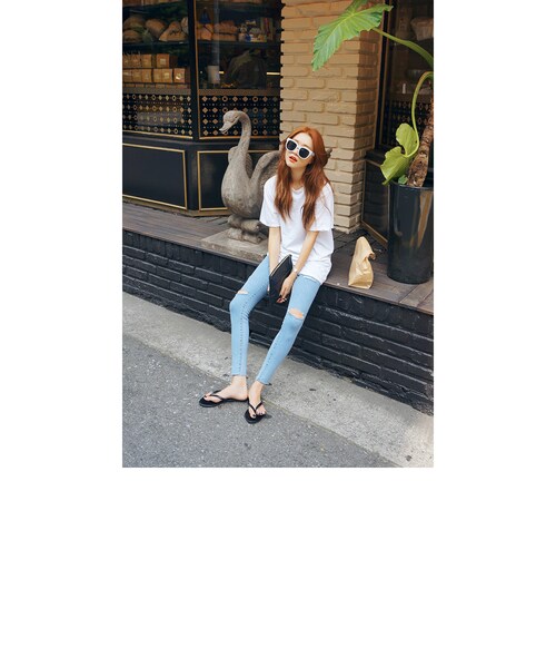 STYLENANDA（スタイルナンダ）の「ナチュラル系ウォッシングルーズＴシャツ（トップス・レディース・ホワイト/カーキ/ベージュ/ブラック/メランジグレー・フリーサイズ）」の11枚目の写真