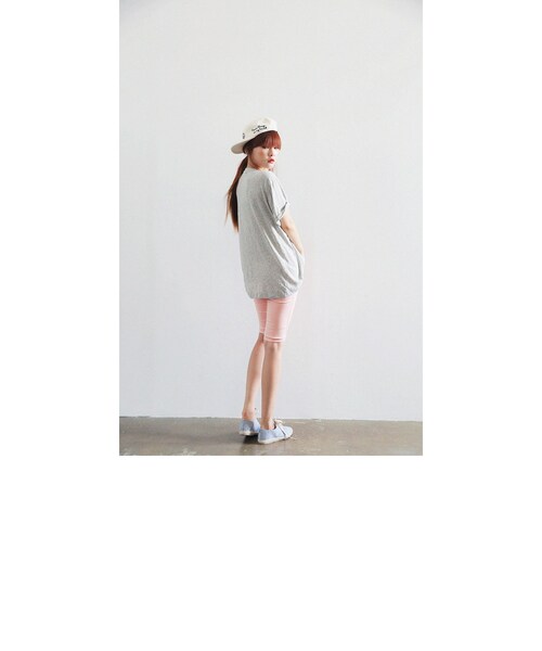 STYLENANDA（スタイルナンダ）の「ナチュラル系ウォッシングルーズＴシャツ（トップス・レディース・ホワイト/カーキ/ベージュ/ブラック/メランジグレー・フリーサイズ）」の19枚目の写真