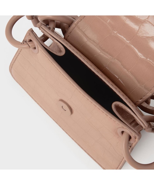 CHARLES & KEITH（チャールズ & キース）の「【2019 FALL】クロックエフェクト チャンキーチェーンハンドルミニバッグ / Croc-Effect Chunky Chain Handle Mini Ba（バッグ・レディース・Pink・XXS/FREE）」の5枚目の写真