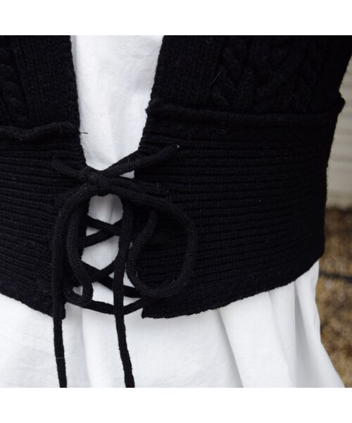 no brand（ノーブランド）の「ケーブルレースアップベスト（ベスト・レディース・その他）」の10枚目の写真