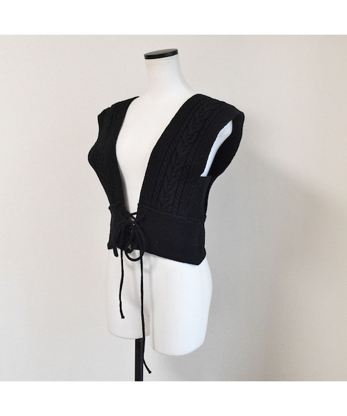 no brand（ノーブランド）の「ケーブルレースアップベスト（ベスト・レディース・その他）」の15枚目の写真