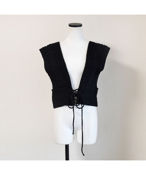 no brand（ノーブランド）の「ケーブルレースアップベスト（ベスト・レディース・その他）」の14枚目の写真