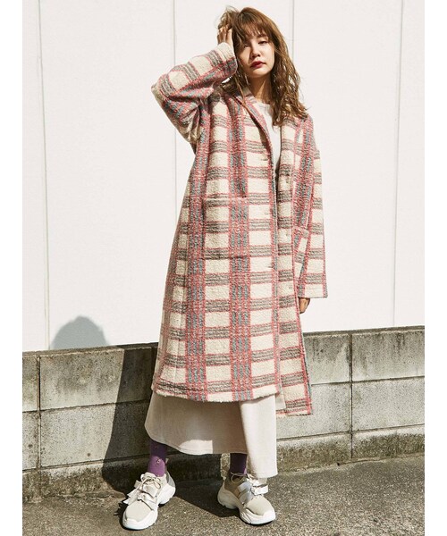 merry jenny（メリージェニー）の「バイカラーチェックチェスターコート（その他アウター・ミックス/ピンク/ベージュ・F）」の2枚目の写真