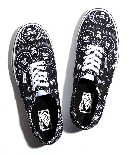 VANS(バンズ)の「AUTHENTIC (STAR WARS) STORMTROOPER BANDANA(シューズ・メンズ・その他/柄6・8/9/10)」の11枚目の写真