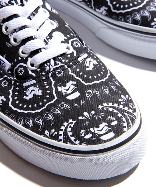 VANS(バンズ)の「AUTHENTIC (STAR WARS) STORMTROOPER BANDANA(シューズ・メンズ・その他/柄6・8/9/10)」の10枚目の写真