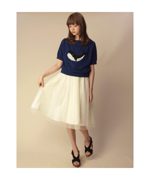 w closet（ダブルクローゼット）の「クジラ柄オフショルダー半袖ニットプルオーバー（トップス・レディース・オフホワイト/Lネイビー・FREE）」の10枚目の写真
