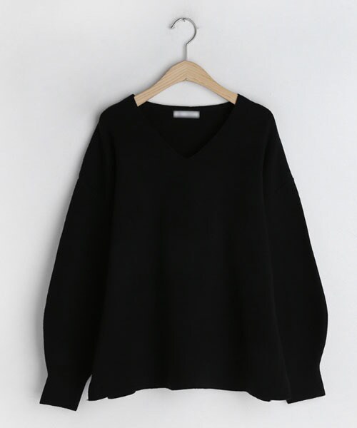 DHOLIC（ディーホリック）の「Vネックパフニット（ニット/セーター・レディース・ピンク/ブラック/ベージュ/グリーン/レッド・FREE）」の2枚目の写真