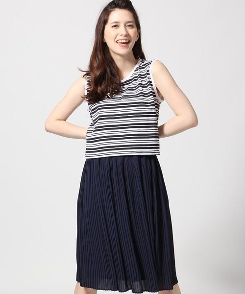 JEANASIS（ジーナシス）の「プリーツセットアップワンピース（ワンピース/ドレス・レディース・ホワイト系/ブラック系/ネイビー系・FREE）」の3枚目の写真