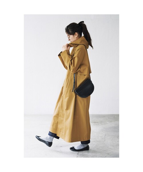 avecmoi（アヴェクモワ）の「アヴェクモワ フードの付いたコート〈ベージュ〉（レディースファッション > アウター > コート・レディース・ベージュ・（身幅68/総丈124cm）/（身幅71/総丈124cm）/（身幅65/総丈124cm）/（身幅65/総丈117cm）/（身幅62/総丈124cm））」の7枚目の写真