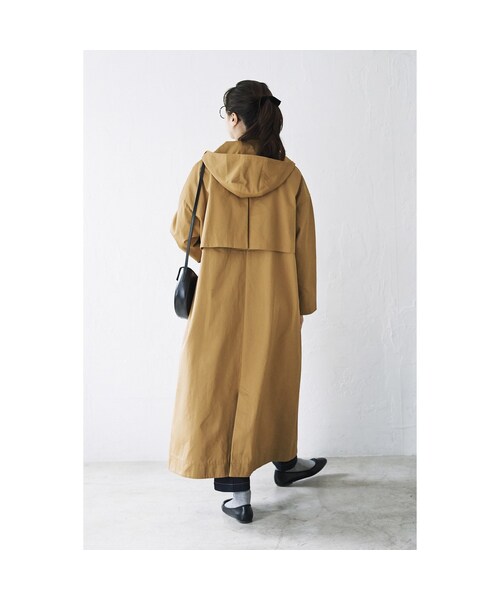 avecmoi（アヴェクモワ）の「アヴェクモワ フードの付いたコート〈ベージュ〉（レディースファッション > アウター > コート・レディース・ベージュ・（身幅68/総丈124cm）/（身幅71/総丈124cm）/（身幅65/総丈124cm）/（身幅65/総丈117cm）/（身幅62/総丈124cm））」の8枚目の写真