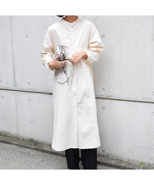 no brand(ノーブランド)の「T/CスタンドカラーオーバーロングシャツOP(ワンピース・レディース・その他)」の2枚目の写真