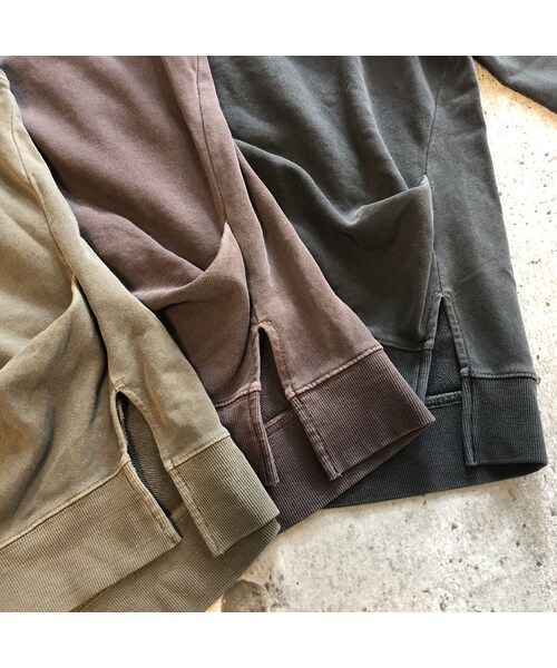 copine（コピン）の「再入荷！絶妙なピグメント加工スモーキーカラー！サイドタックデザインボトルネックトップス(3color)【クリックポスト対象商品】（スウェット・レディース・その他）」の15枚目の写真