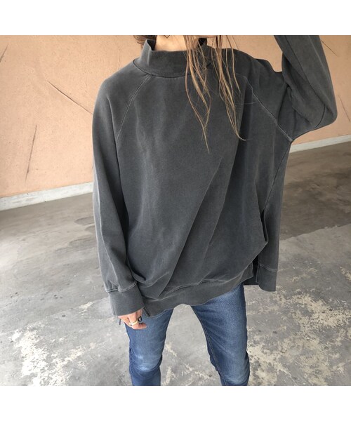 copine（コピン）の「再入荷！絶妙なピグメント加工スモーキーカラー！サイドタックデザインボトルネックトップス(3color)【クリックポスト対象商品】（スウェット・レディース・その他）」の2枚目の写真